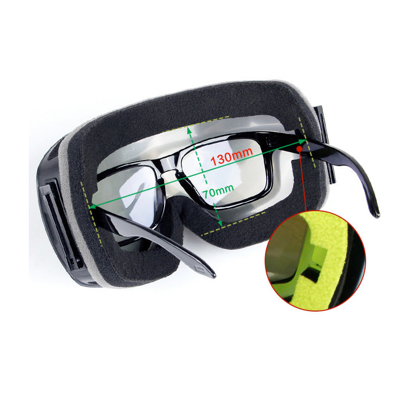 Dual-layered Ski Goggles with UV 400 Shield and Anti-Fog Technology