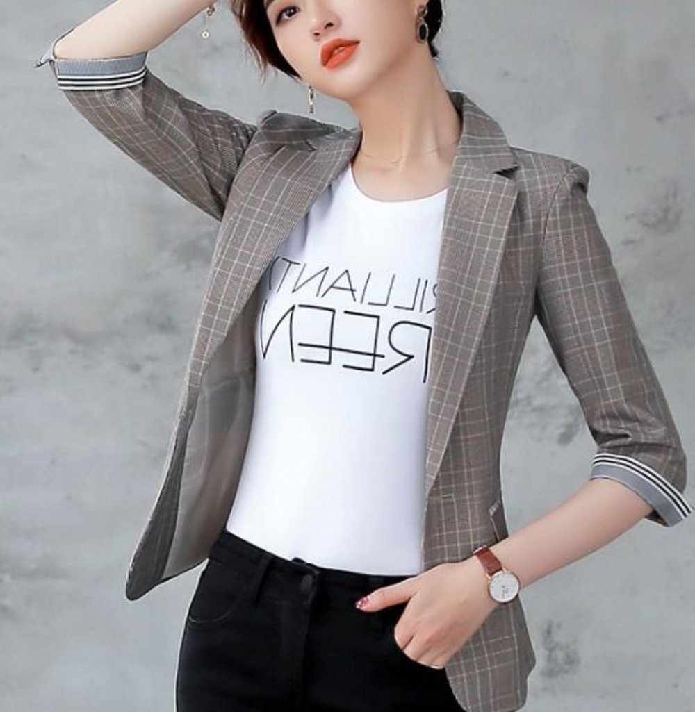 Slim Fit Blazer with Three-Quarter Sleeves for Women