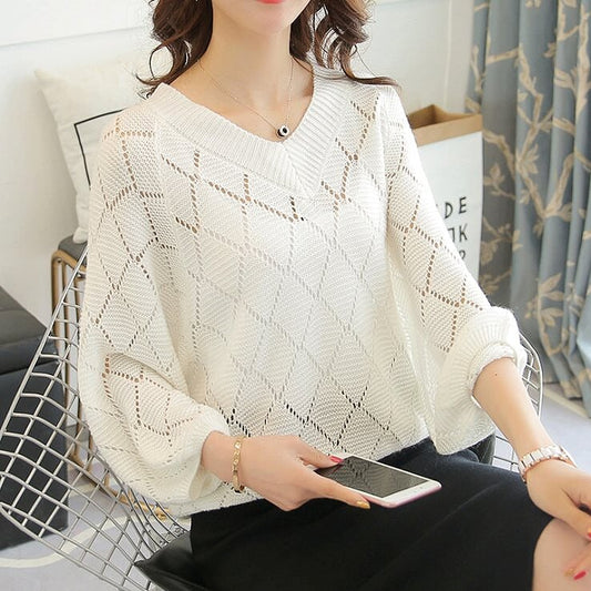 Knit Top with V Neck and Batwing Sleeves for Women