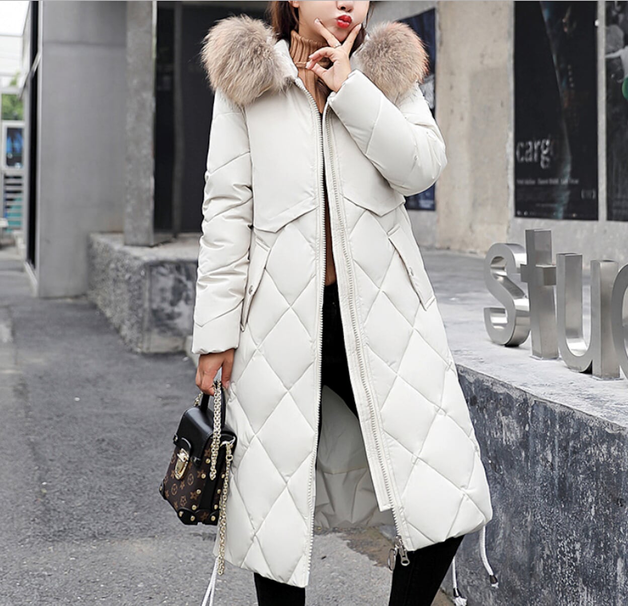 Long Coat for Women with a Hood Fur Trim and Zipper Closure