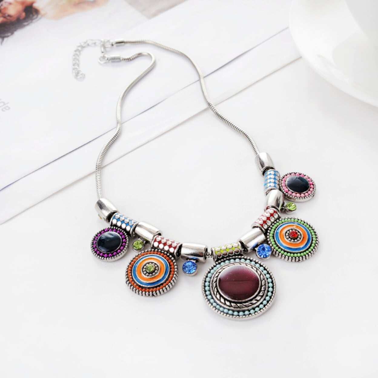 Colorful Circular Pendant Necklace