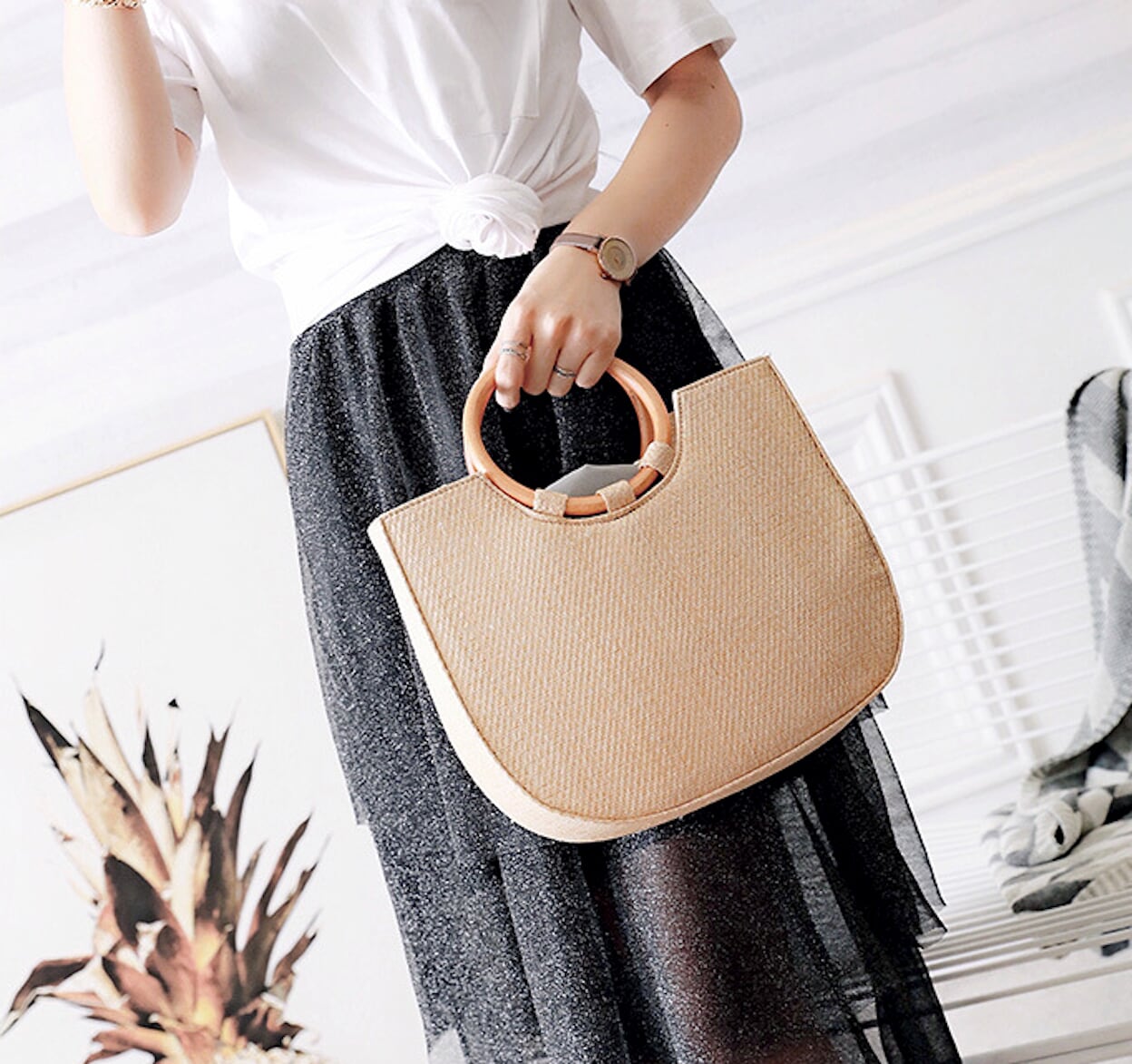 Circular Handled Straw Tote Bag