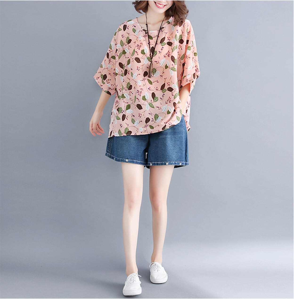 Patterned Loose-Fitting Top for Women