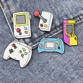 Retro Games Pins: Fun & Fashionable Arcade Nostalgia