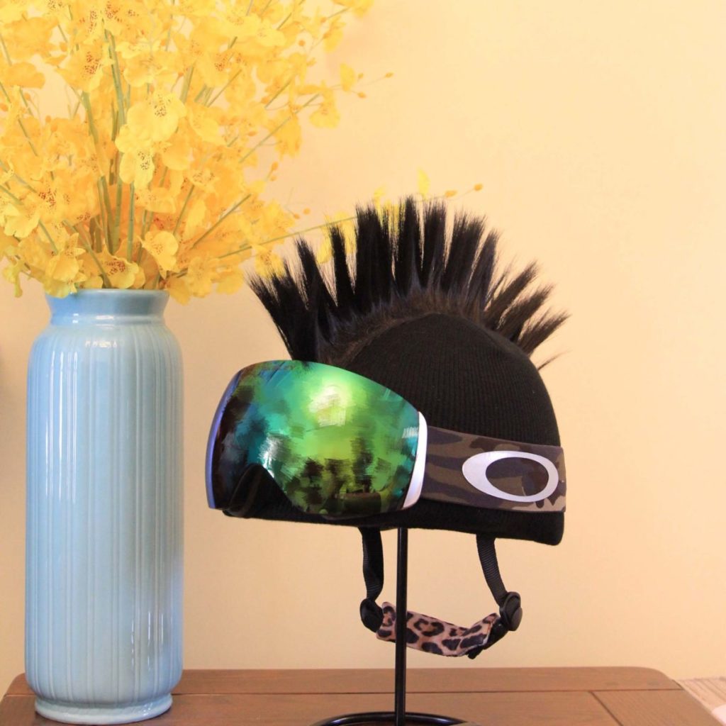 Helmet Rizz Mohawk: Add Personality, Safety, Durability